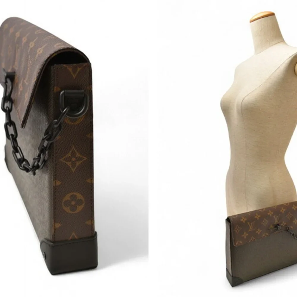 LOUIS VUITTON Authentic Brown Monogram Pochette Clutch Bag - Picture 11 of 12